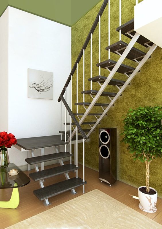 Комбинированная межэтажная лестница ЛЕС-06. 180 градусов.